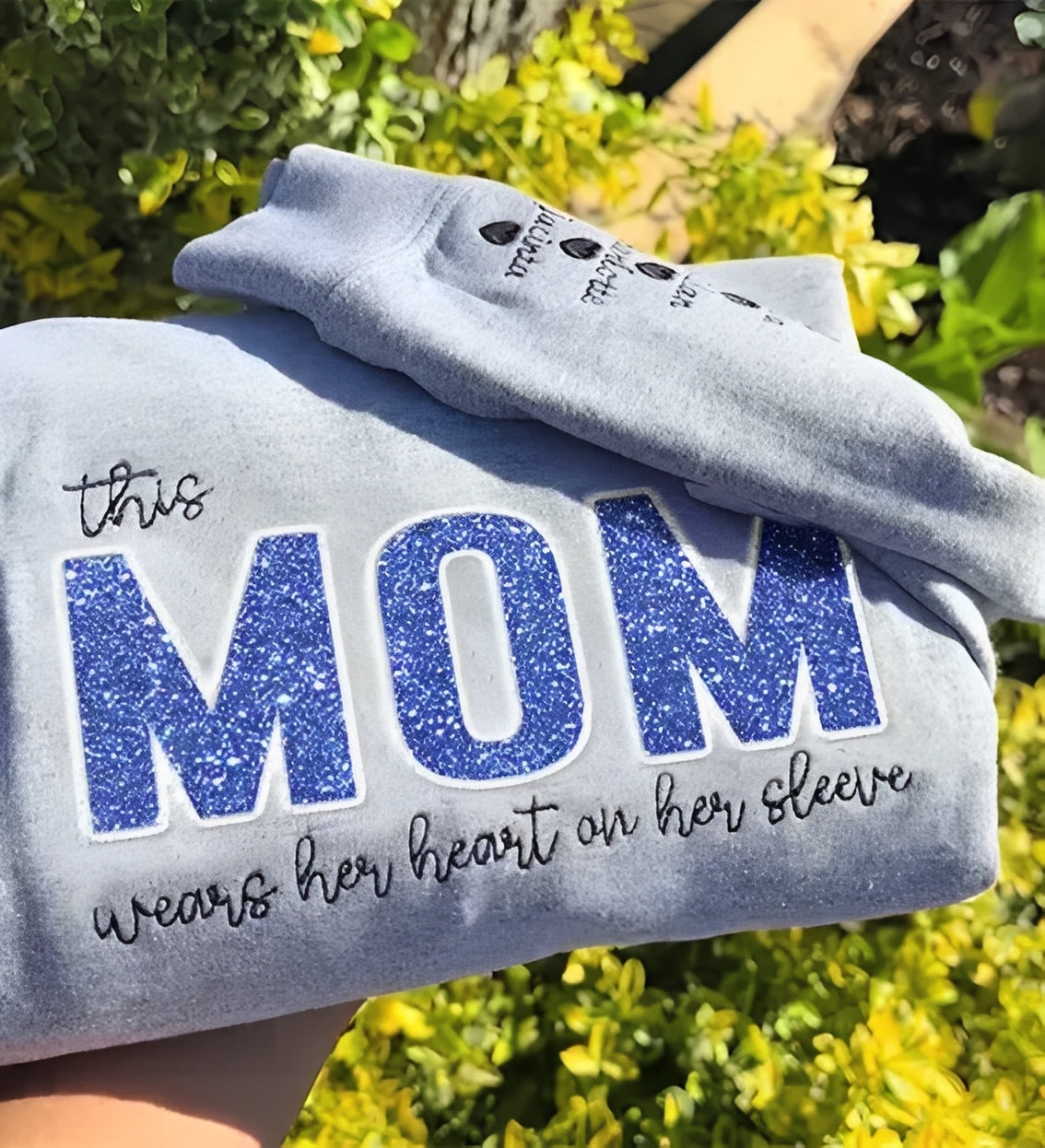 Custom Glitter Mama Wears Her Heart on Her Sleeves Embroidered Sequined Sweatshirt Gift for Mom/Grandma | Mother's Day Gift