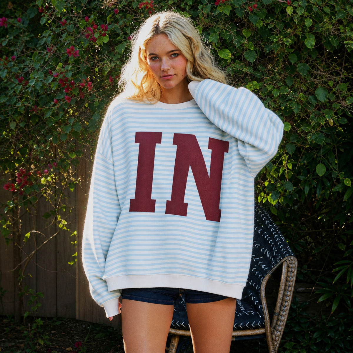 Custom Print College Team Stripe Sweatshirt - Oversized Vintage Athletic Pullover