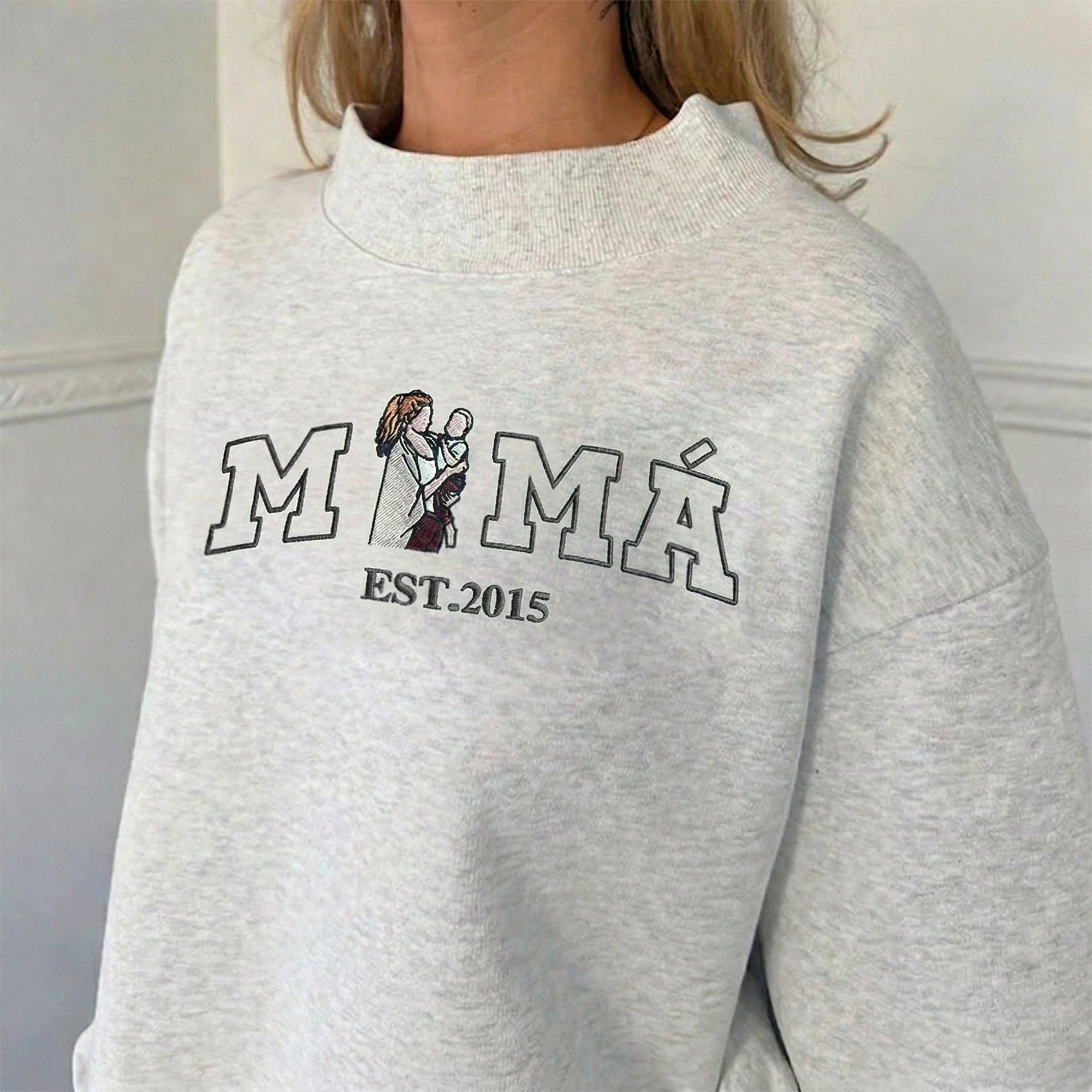 Custom MAMA Portrait Embroidered Stand Collar Sweatshirt – Personalized Photo Letter Pullover, Washed Cotton Mother’s Day Gift for Mom & Grandma | Mother's Day Gift