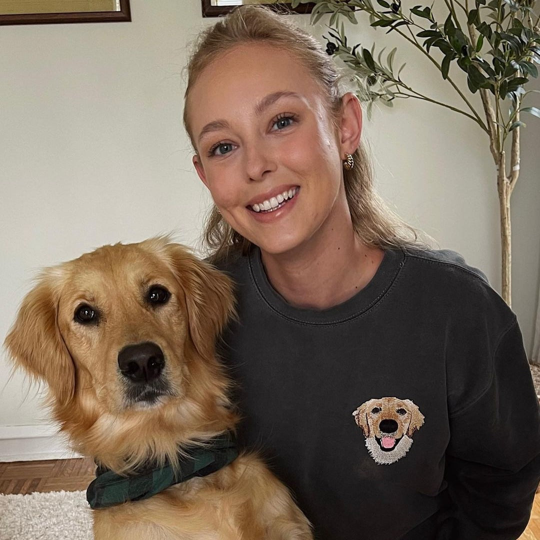 Custom Full-Color Dog Face Embroidered Sweatshirt – Personalized Pet Portrait Sweatshirt | Gift For Pet Lovers