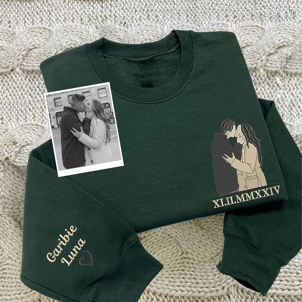 Custom Couple Embroidered Portrait Sweatshirt with Roman Numeral Anniversary Gifts Valentine's Day Gifts for Her