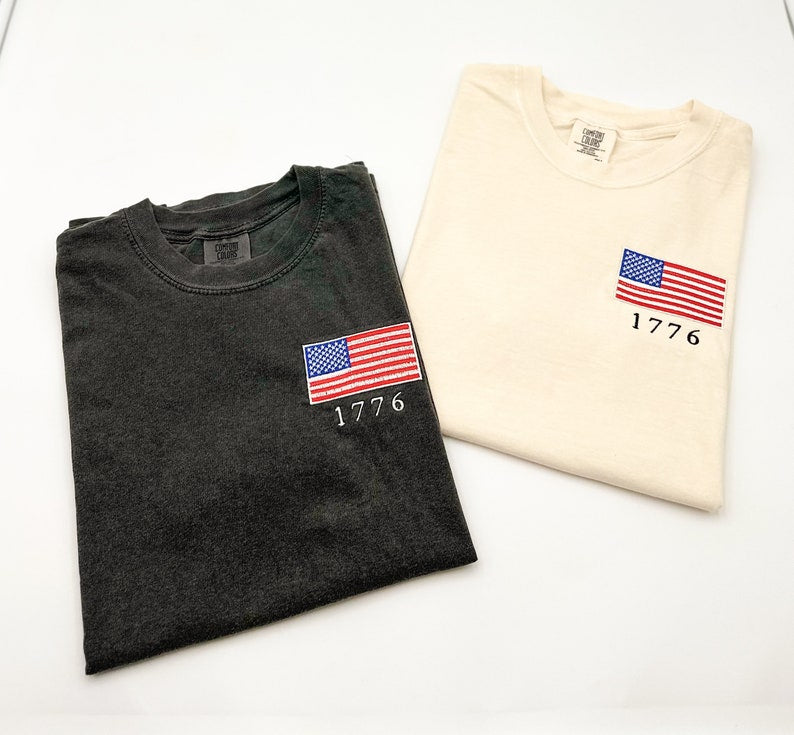 USA 1776 Flag Independence Day Comfort Embroidered Sweatshirt- Gift for Her/Him