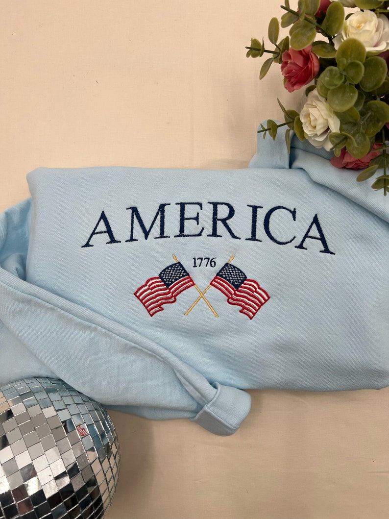 America Embroidered Independence Day Flags Sweatshirt