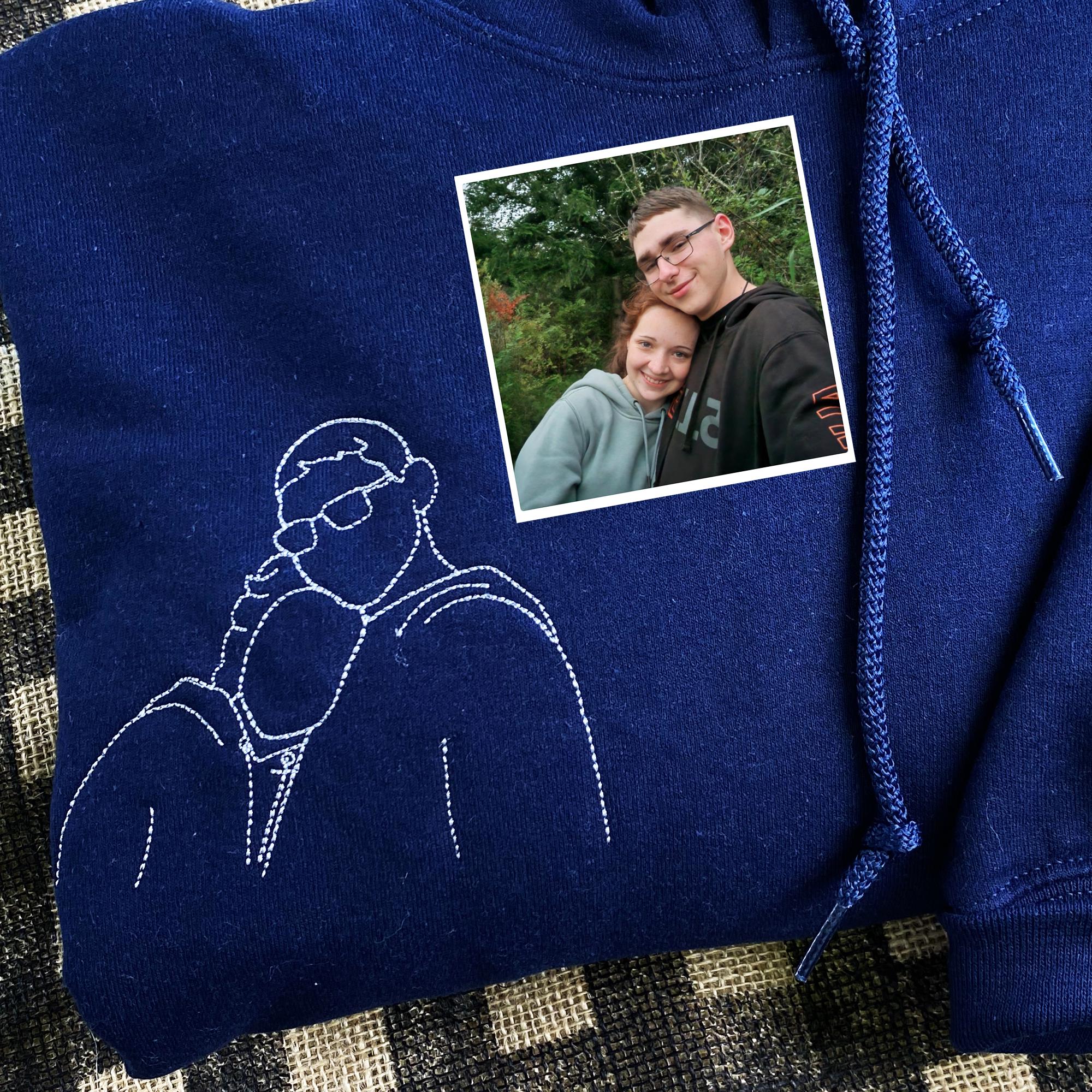 Personalized Couple Outline Embroidered Sweatshirt | Memorable Gift for Couples | Unique Couple Gift | Ideal for Valentine’s