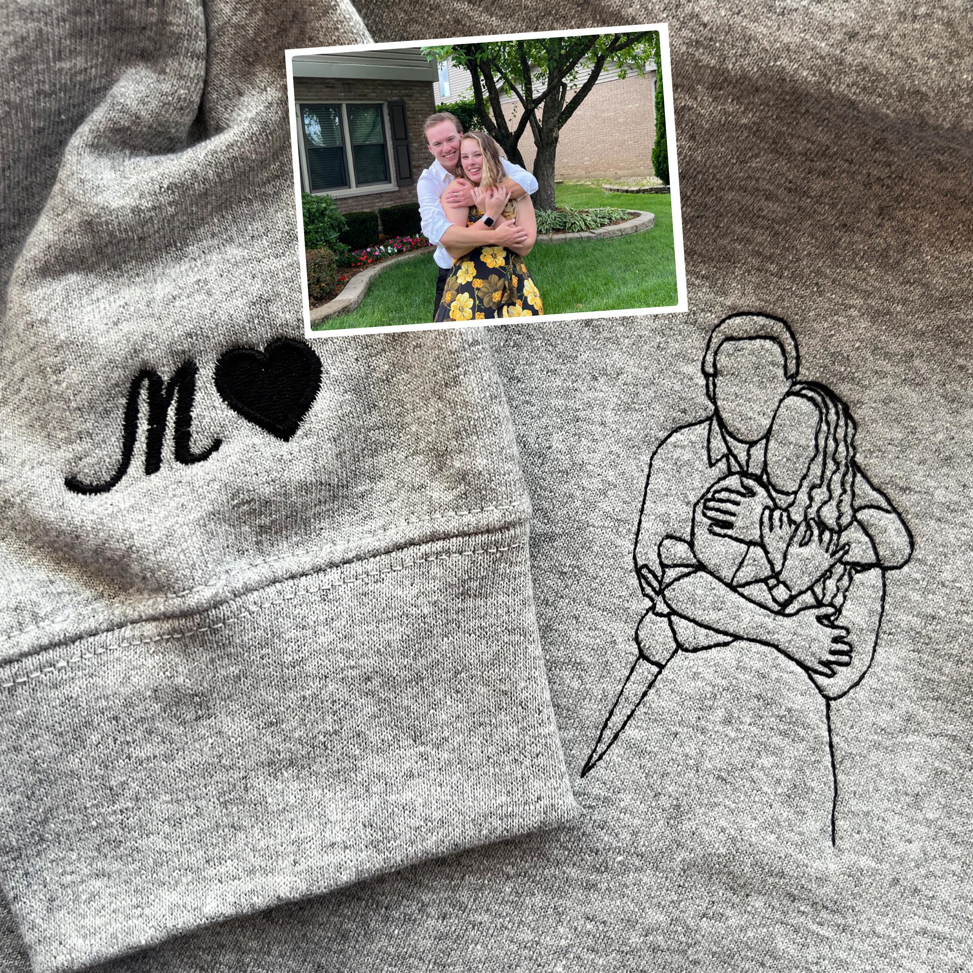 Personalized Couple Outline Embroidered Sweatshirt | Memorable Gift for Couples | Unique Couple Gift | Ideal for Valentine’s