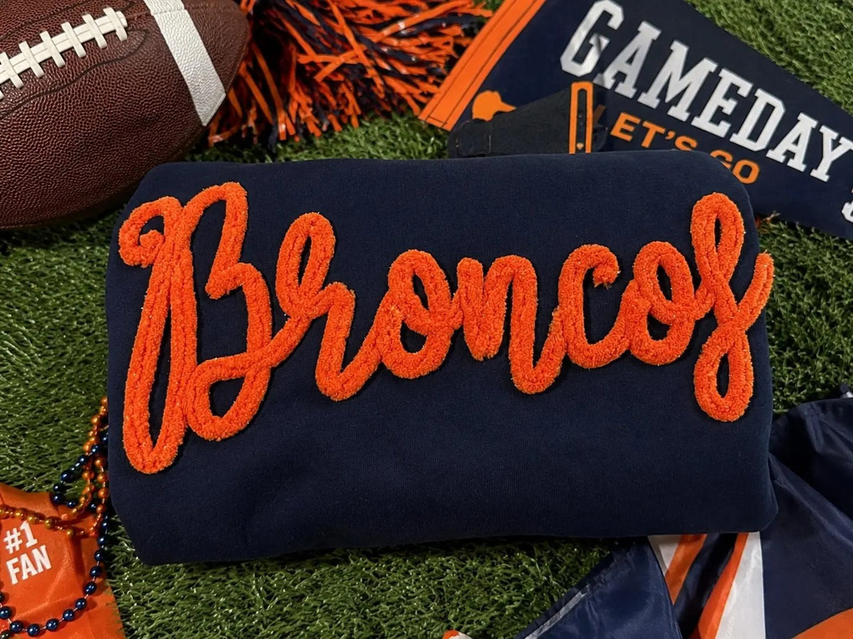 Custom Chenille Script Sweatshirt|Personalized Vintage-Style Crewneck Game Day