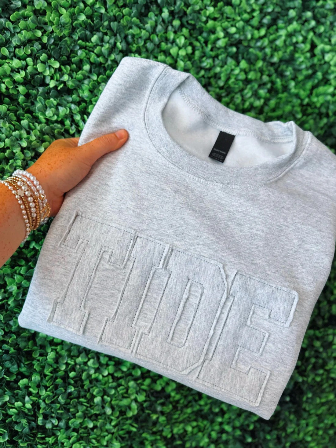 Custom Team Sport Applique Embroidered Sweatshirt School Spirit Shirt Mascot Team Top with Team Name/Your Name/Number