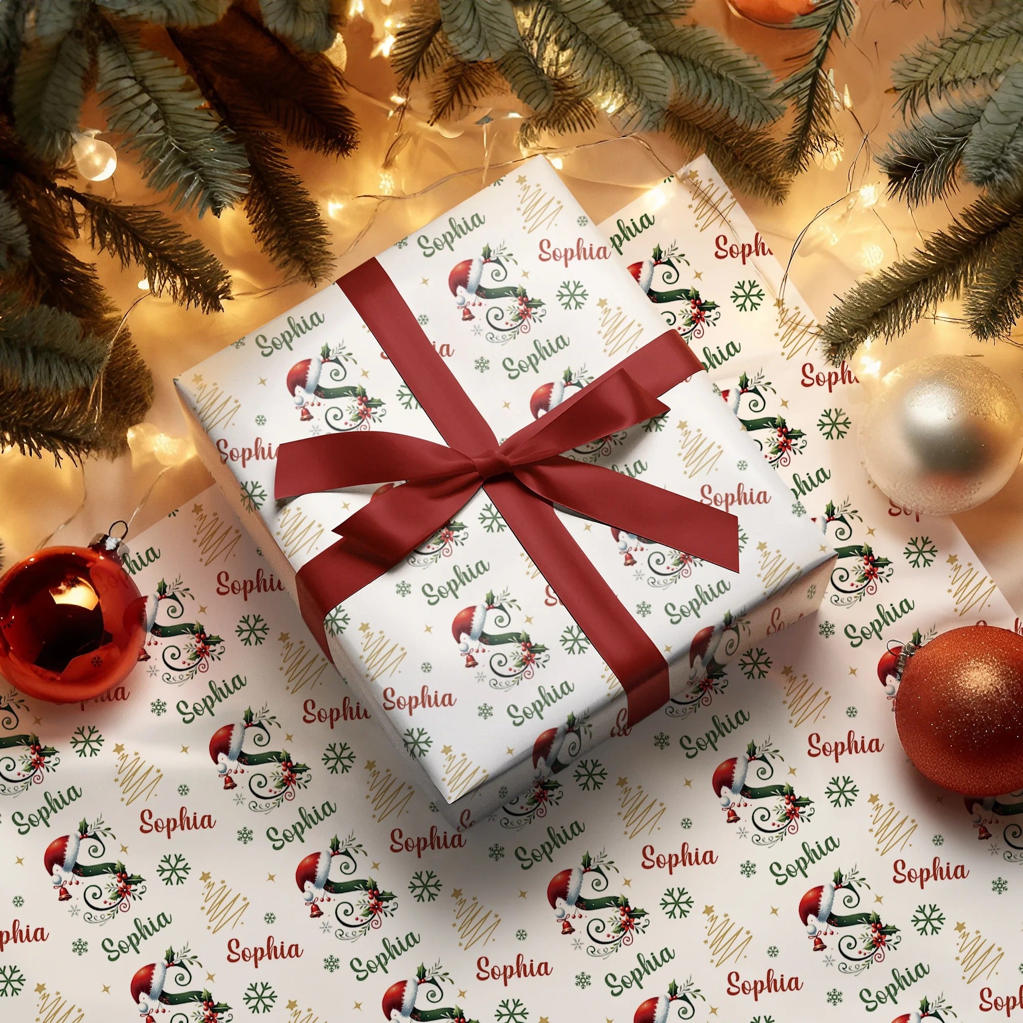 Personalized Christmas Theme Initial Word Cloud Wrapping Paper with Name Christmas Gift for Christmas Decoration