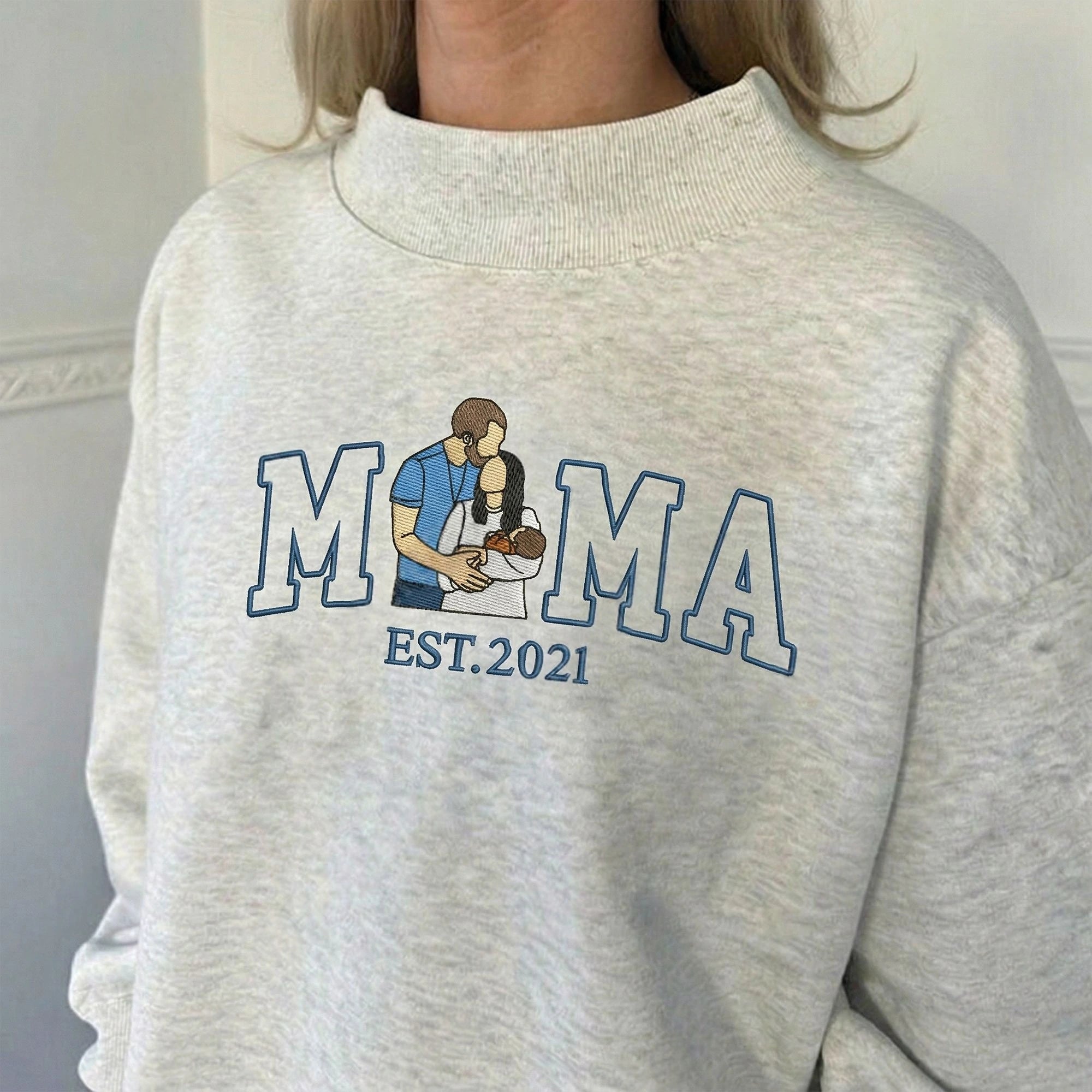 Custom MAMA Portrait Embroidered Stand Collar Sweatshirt – Personalized Photo Letter Pullover, Washed Cotton Mother’s Day Gift for Mom & Grandma | Mother's Day Gift