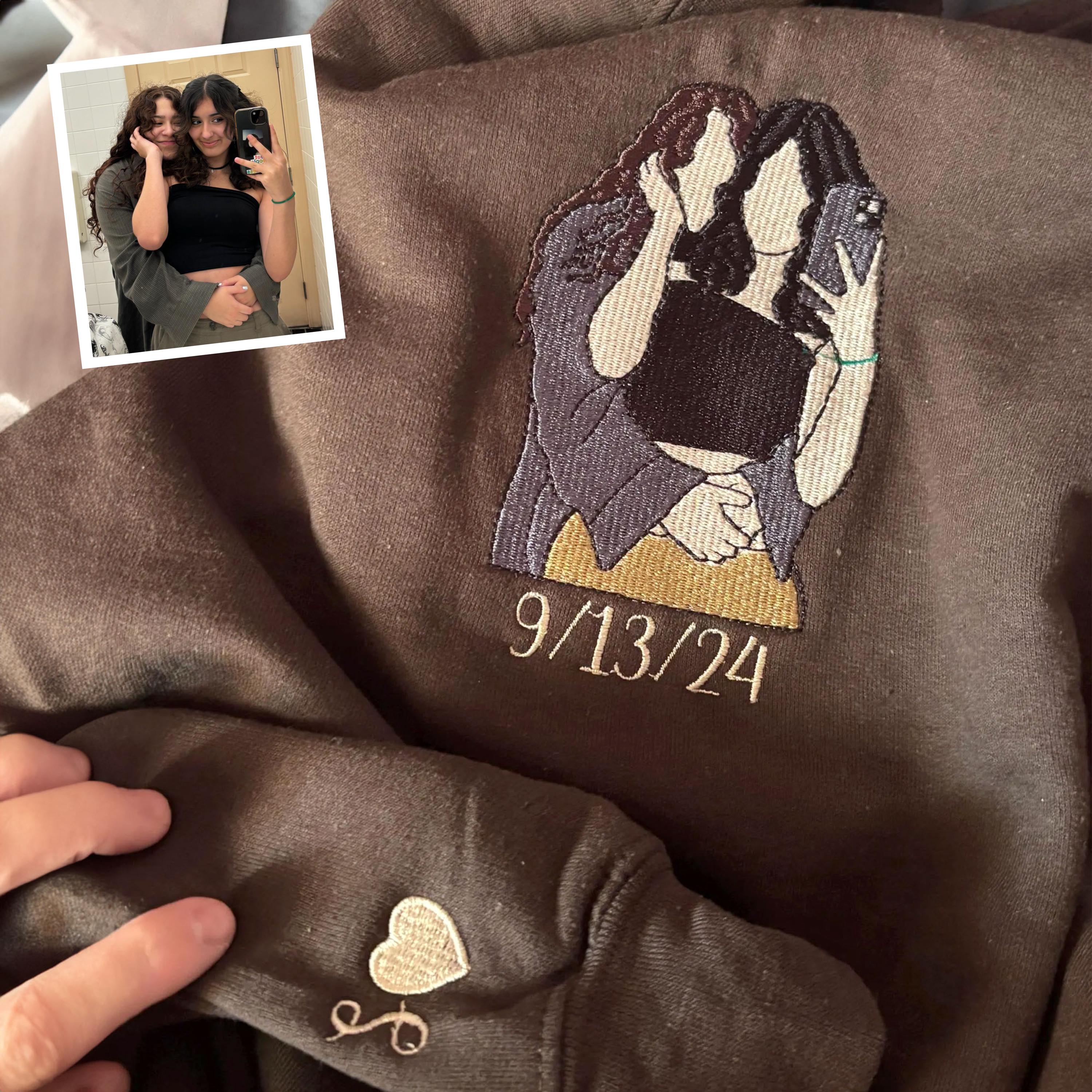 Custom Embroidered Photo Portrait Sweatshirt Family Portrait Hoodie, Best Gift for boyfriend
