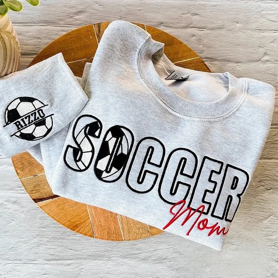 Personalized Game Day Mama Sweatshirt with kids name on the sleeve Football/Baseball/Soccer Mama | Gifts for Sports Mom
